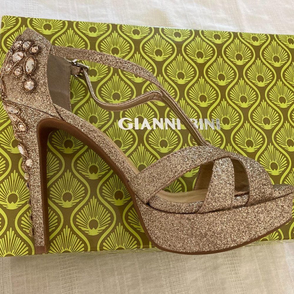 Gianni Bini Heels  Size 8
